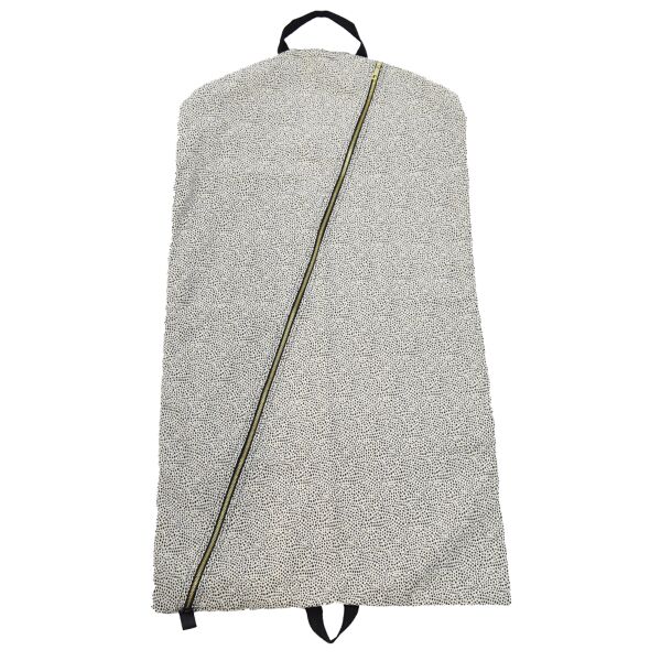 Garment Bag Thumbnail